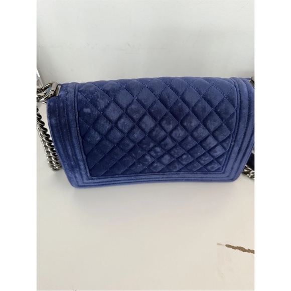 chanel rare medium velvet boy bag - Picture 5 of 5